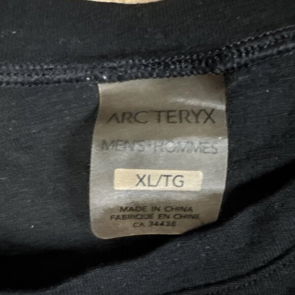 Arcteryx Men’s Black Size XL Long Sleeve Wool Base Layer Shirt - Picture 2 of 5